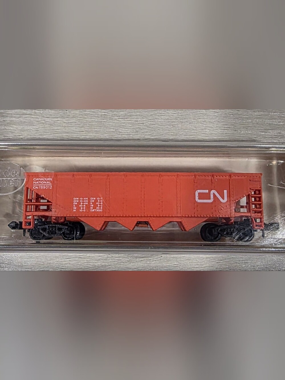 Model Power N Scale Canadian National Hopper
